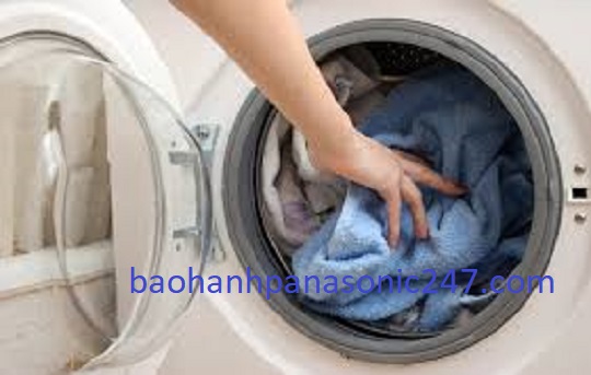 nguyên nhân máy giặt vắt không khô