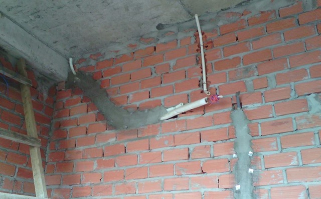 thi công lắp đặt ống đồng điều hòa âm tường